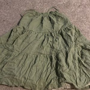 green dress
